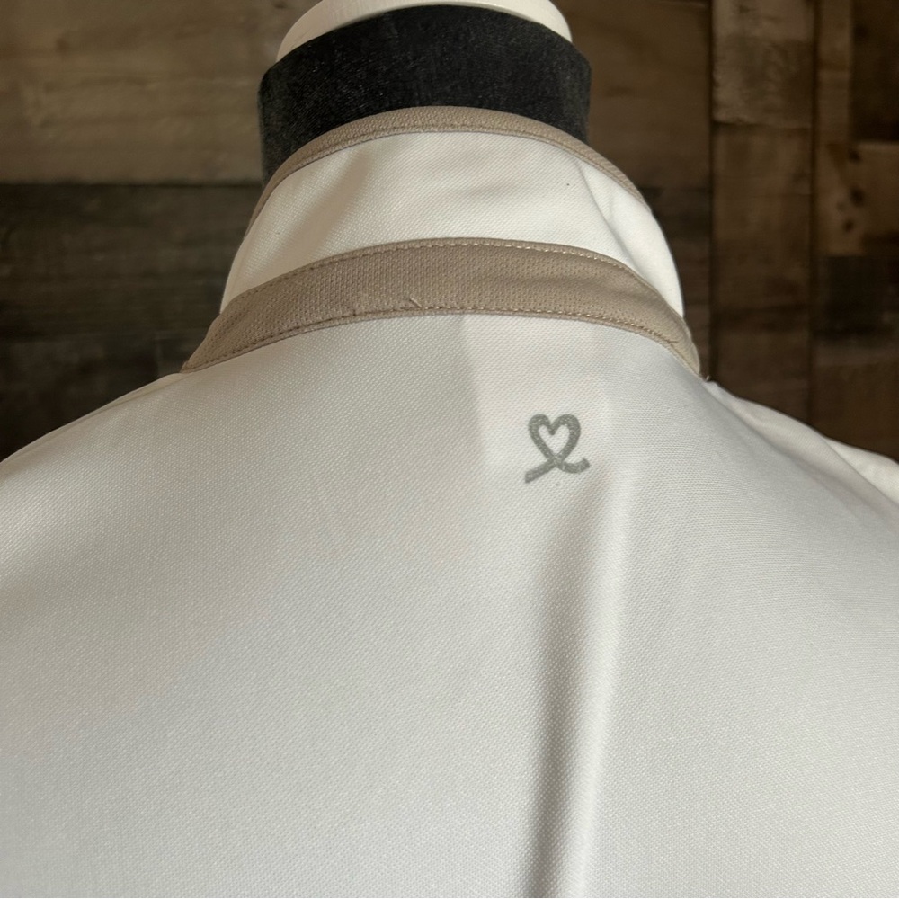 Daily Sports White Sleeveless Golf Top with Zipper - Picture 5 of 9